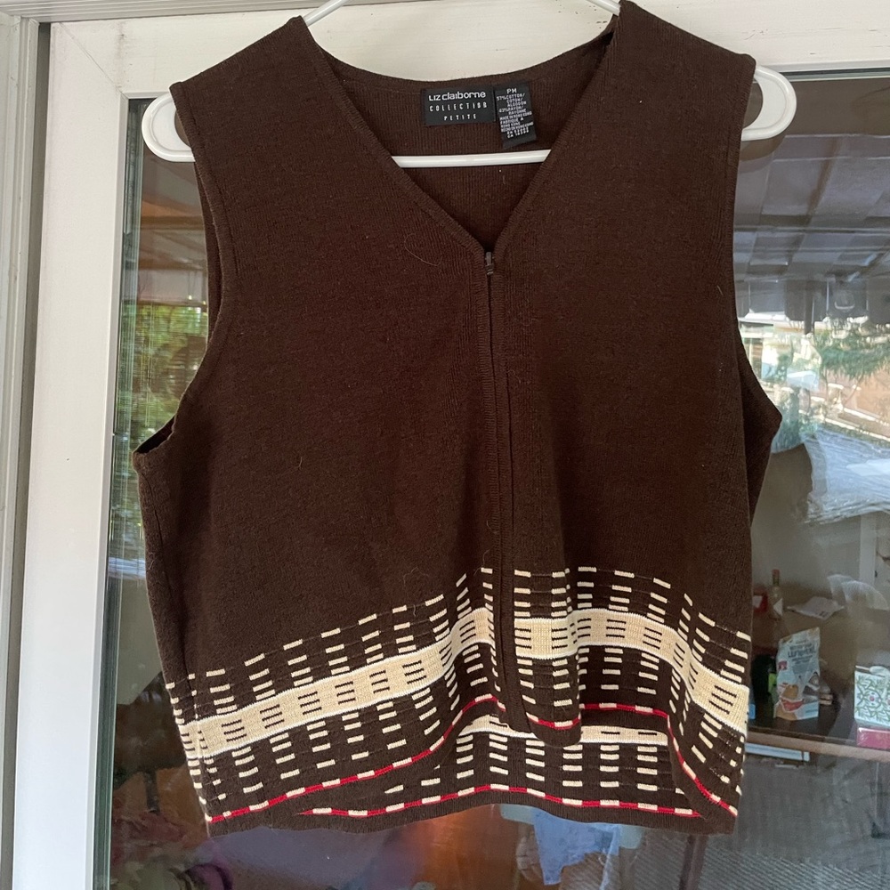 Brown Liz Claiborne sport vest